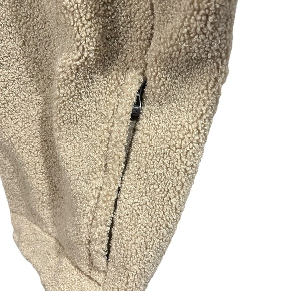 VINEYARD VINES Sherpa Vest Sweatshirt Lined Zip Up Front Pockets Size Medium - Picture 6 of 10